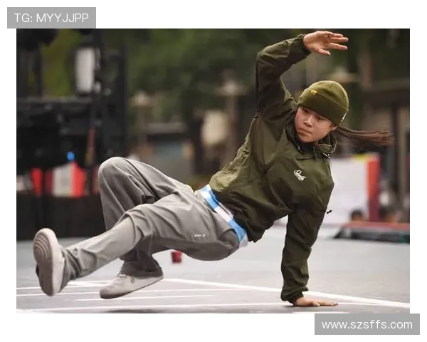 南京街舞队与深圳街舞队赛后复盘团队协作的精彩瞬间与经验分享