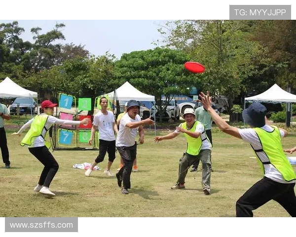 武汉飞盘队与上海飞盘队赛后复盘分析团队配合与战术执行的关键要素