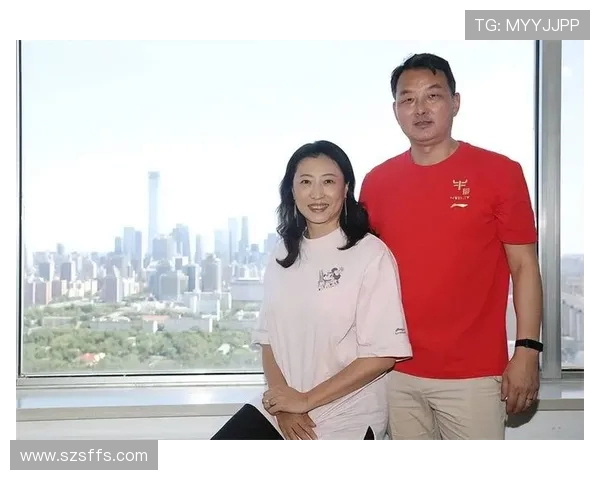 张宁的奋斗历程与人生哲学探讨：从青涩学子到职场精英的成长之路